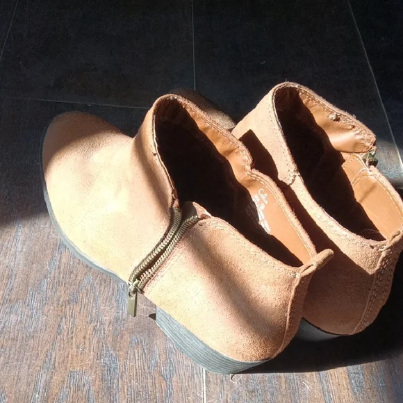 Celia Brown Ankle Zipper Boots - Picture 5 of 7